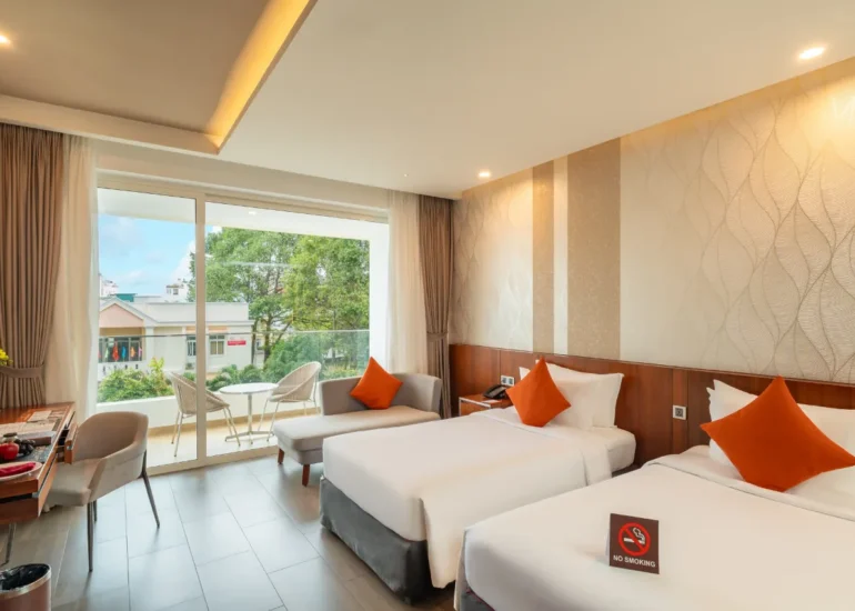 Classic City View Twin Room