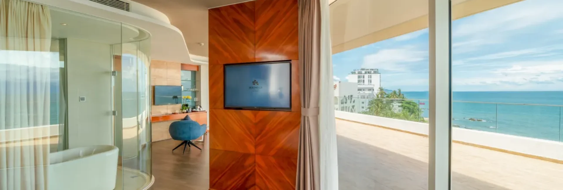 Executive Suite Ocean View Room
