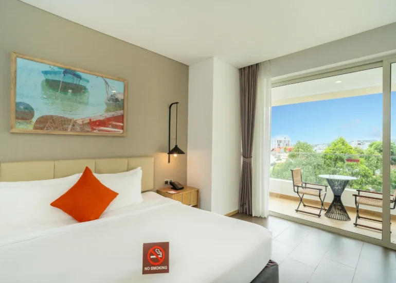 Premium City View King Room