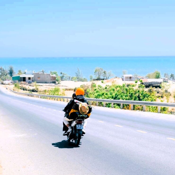 Getting Around Phu Quoc: Taxis, Scooters & Tips from Dương Đông