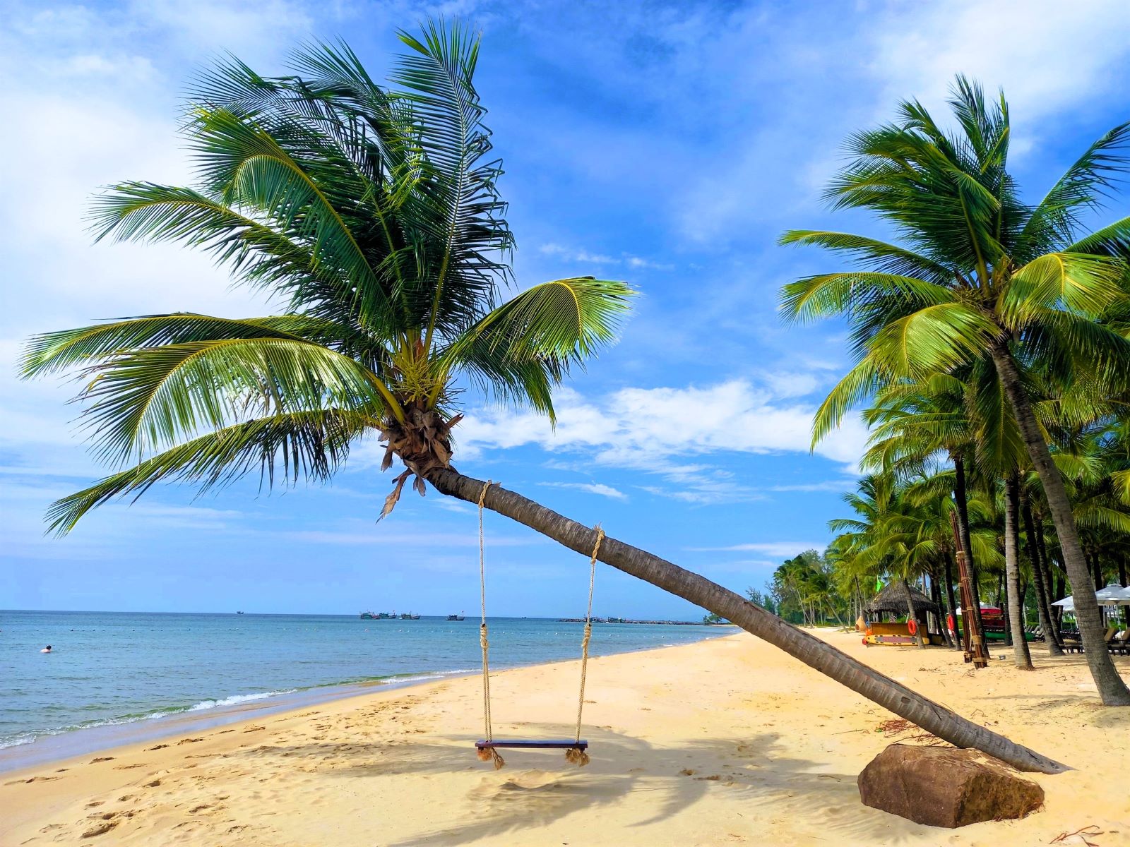 Beach Bliss: Exploring Long Beach, Just Moments from Seashells Phu Quoc